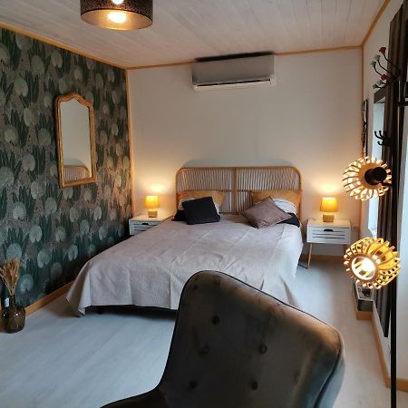 Love Room Avec Spa Nérac Buitenkant foto